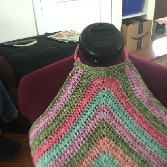 Halter tops are back, hand crocheted , multicoloured halter top - new - Picture 7 of 7